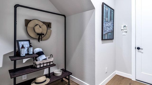 21523 Drummond Cove Drive, Cypress, TX 77433