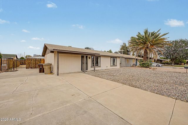 6740 W Vogel Avenue, Peoria, AZ 85345