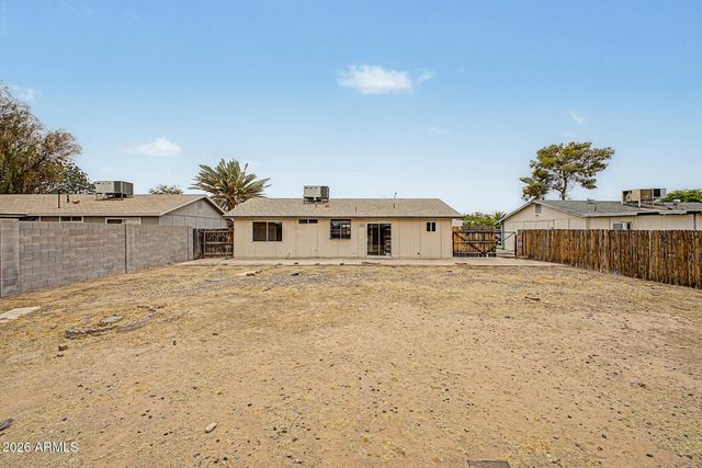 6740 W Vogel Avenue, Peoria, AZ 85345