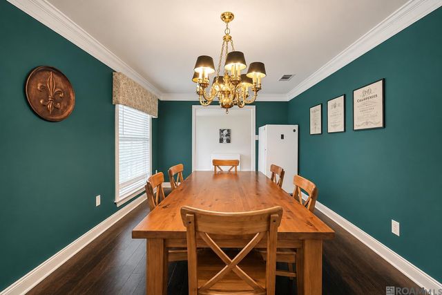 8232 Hermitage Dr, Denham Springs, LA 70726