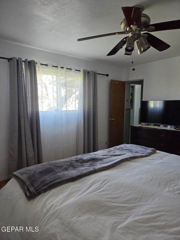 8113 Dempsey Avenue, El Paso, TX 79925