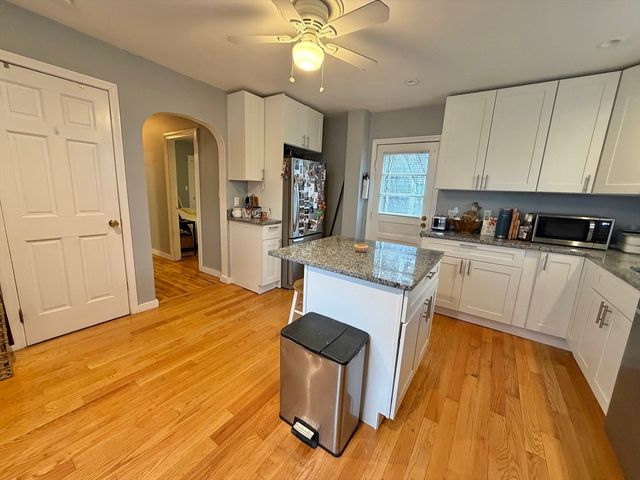 42 Court St 1, Newton, MA 02458