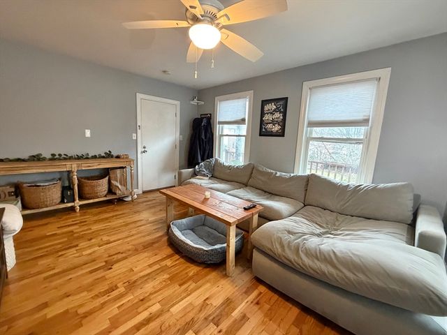 42 Court St 1, Newton, MA 02458