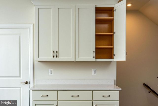 23590 RAYTOWN TER, Ashburn, VA 20148