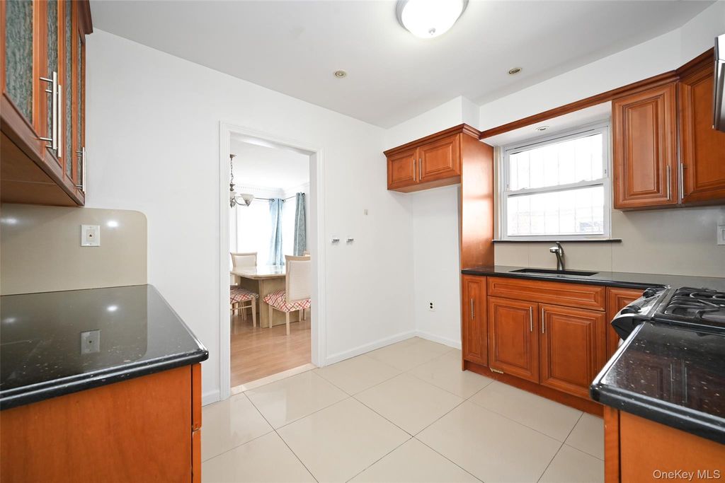 82-17 166th Street, Jamaica, NY 11432 — photo 4