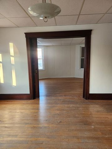 34 King Philip Road 2, Worcester, MA 01606