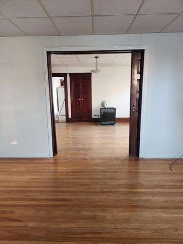 34 King Philip Road 2, Worcester, MA 01606