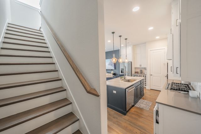 1127 Lavender Ridge, Dallas, TX 75204