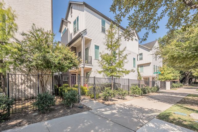 1127 Lavender Ridge, Dallas, TX 75204