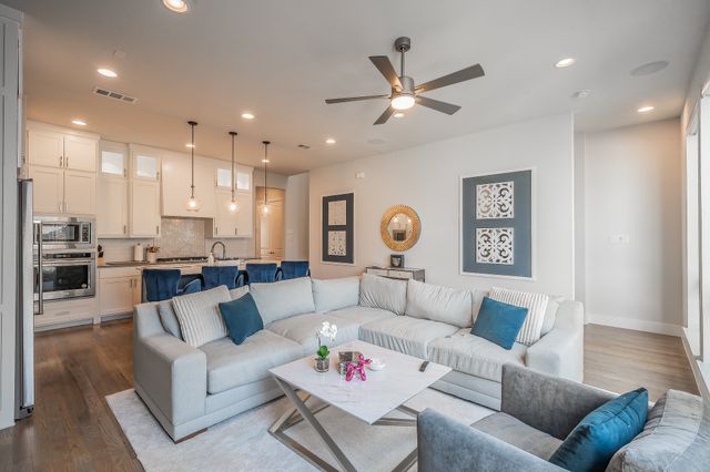 1127 Lavender Ridge, Dallas, TX 75204