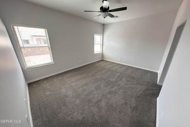 909 LARKHALL Place, El Paso, TX 79928