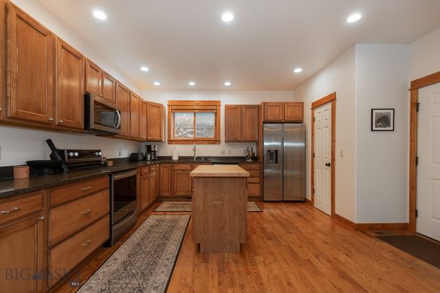 3988 Bosal Street, Bozeman, MT 59718