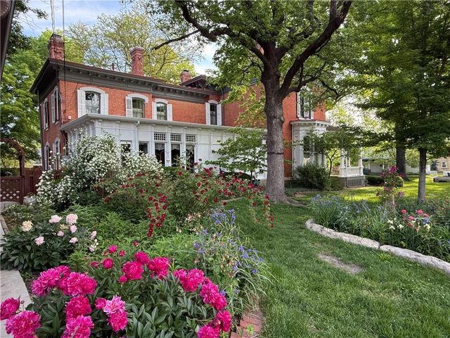 603 Ohio. Street, Lawrence, KS 66044