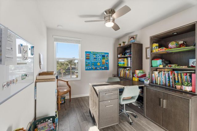 3931 SE Mentmore Lane, Stuart, FL 34997