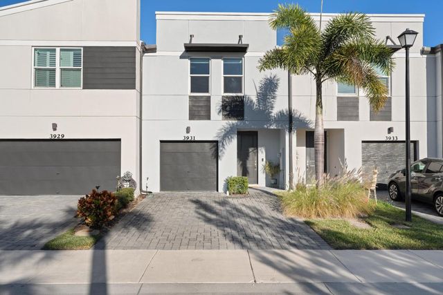 3931 SE Mentmore Lane, Stuart, FL 34997