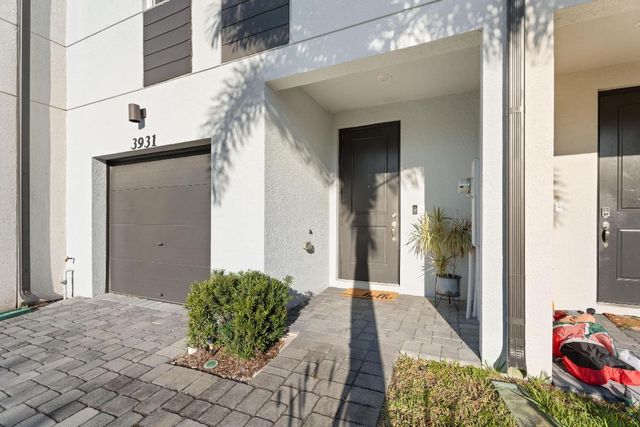 3931 SE Mentmore Lane, Stuart, FL 34997