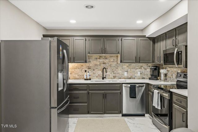 1837 Presswood Road, 1837, Johnson City, TN 37604