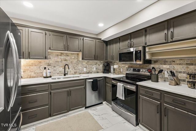 1837 Presswood Road, 1837, Johnson City, TN 37604