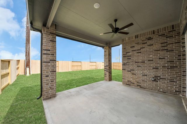 9438 Chateau Hill, Iowa Colony, TX 77578