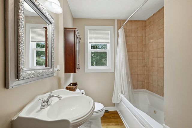 284 Village St, Medway, MA 02053