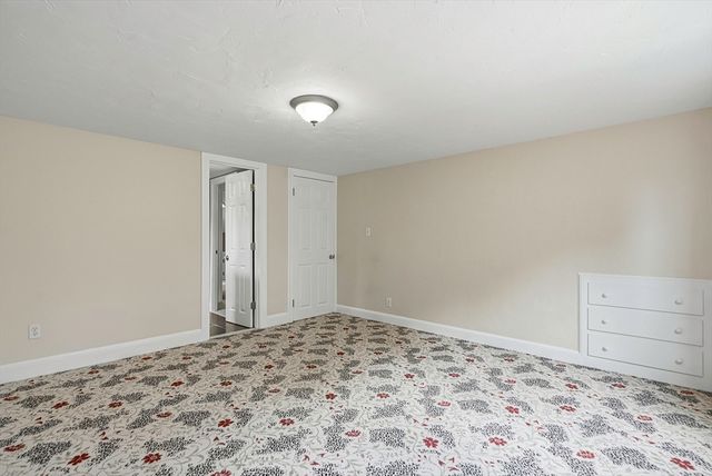 284 Village St, Medway, MA 02053