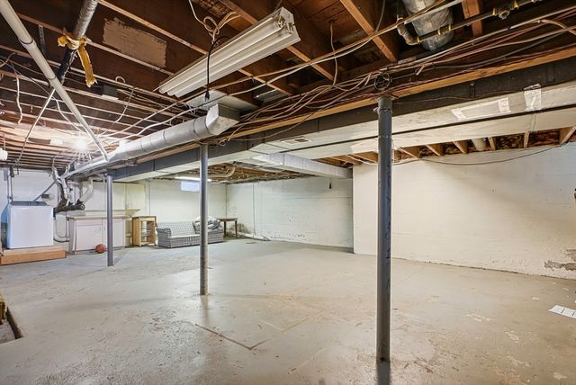 284 Village St, Medway, MA 02053