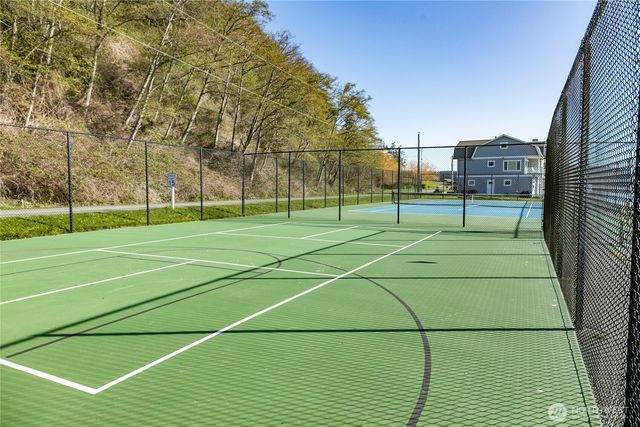 7847 Blakely Avenue, Clinton, WA 98236