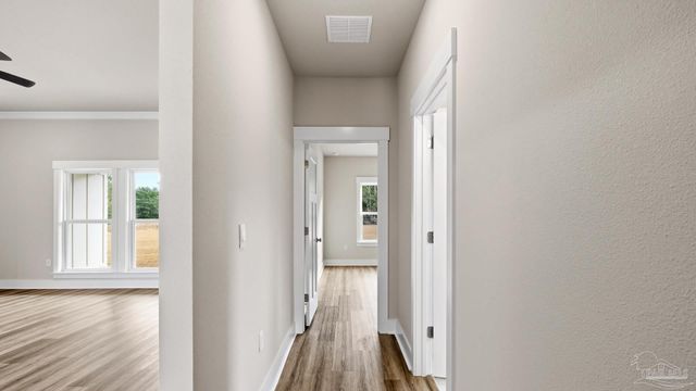 5900 Greenfield St, Pace, FL 32571