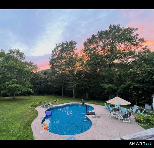 76 Shafer Road, New Hartford, CT 06057