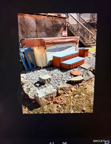 76 Shafer Road, New Hartford, CT 06057