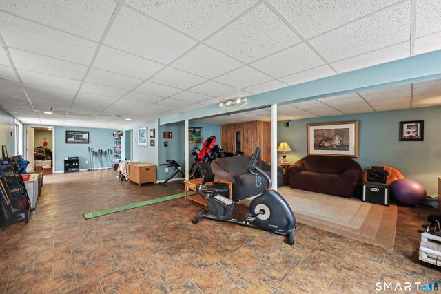 76 Shafer Road, New Hartford, CT 06057