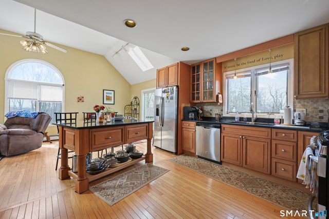 76 Shafer Road, New Hartford, CT 06057