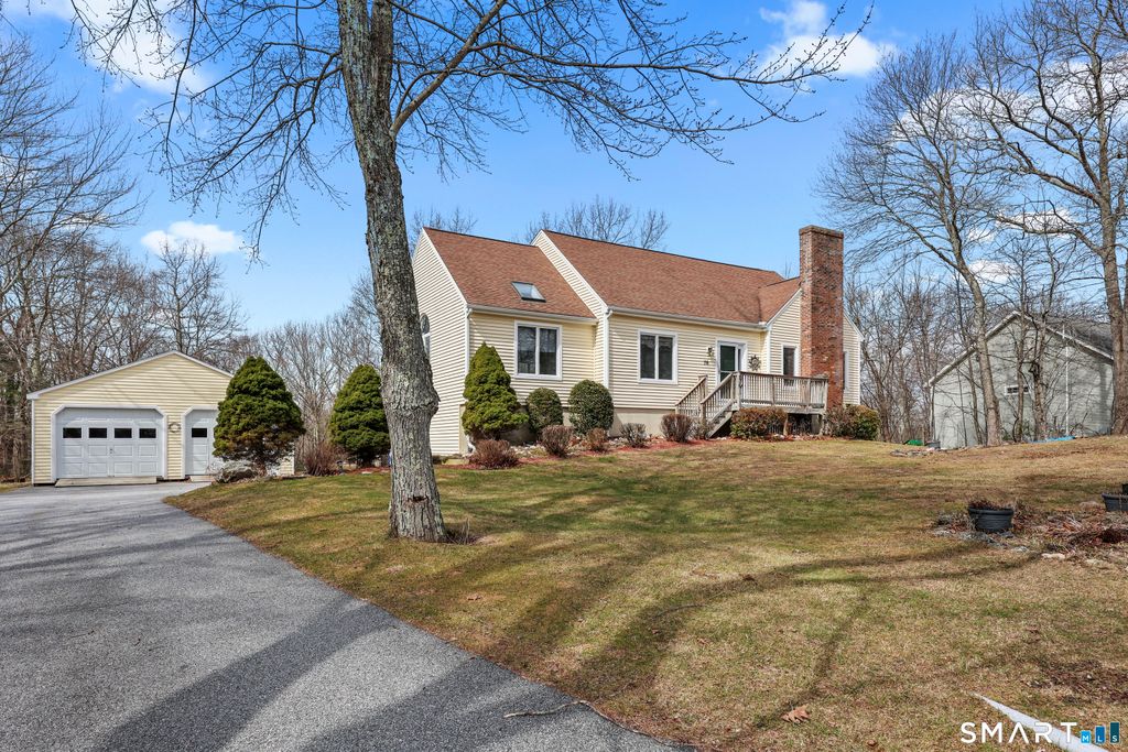 76 Shafer Road, New Hartford, CT 06057