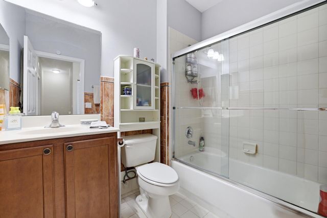 2905 S Greenleaf Circle, Boynton Beach, FL 33426