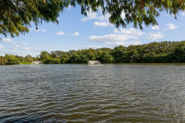 2905 S Greenleaf Circle, Boynton Beach, FL 33426