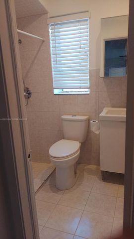 2155 Bay Dr 12, Miami Beach, FL 33141