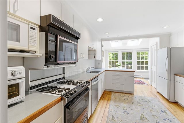 181 Williams Street, Providence, RI 02906