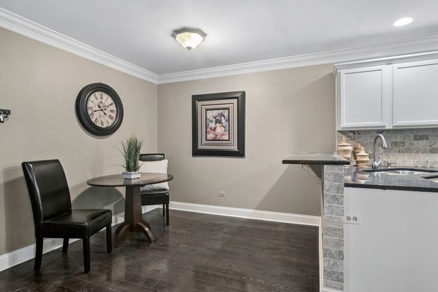 659 N Walden Drive, Palatine, IL 60067