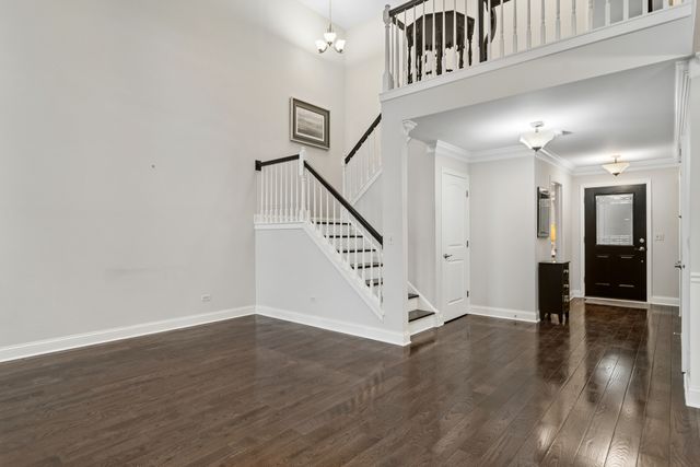 659 N Walden Drive, Palatine, IL 60067