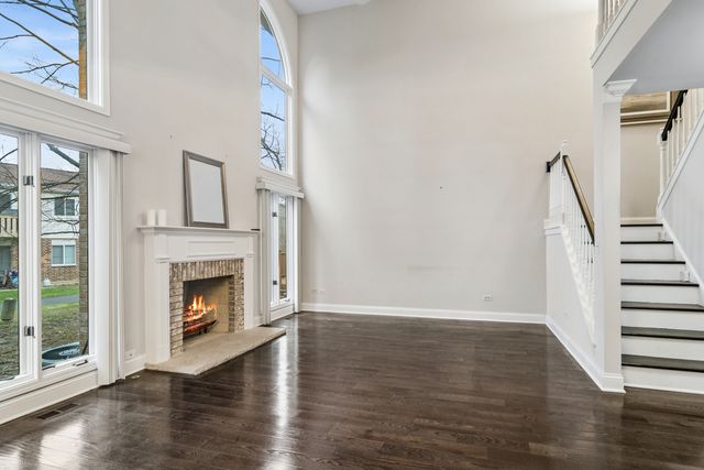 659 N Walden Drive, Palatine, IL 60067