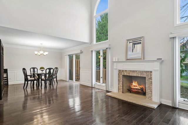 659 N Walden Drive, Palatine, IL 60067