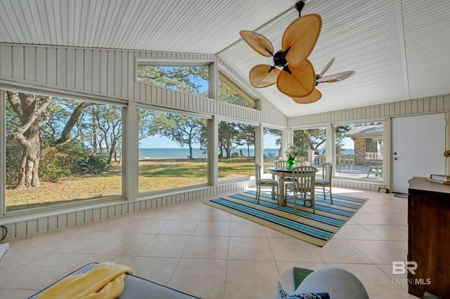 9488 Bay View Drive, Lillian, AL 36549