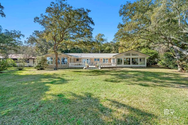 9488 Bay View Drive, Lillian, AL 36549