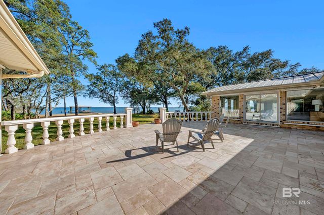 9488 Bay View Drive, Lillian, AL 36549