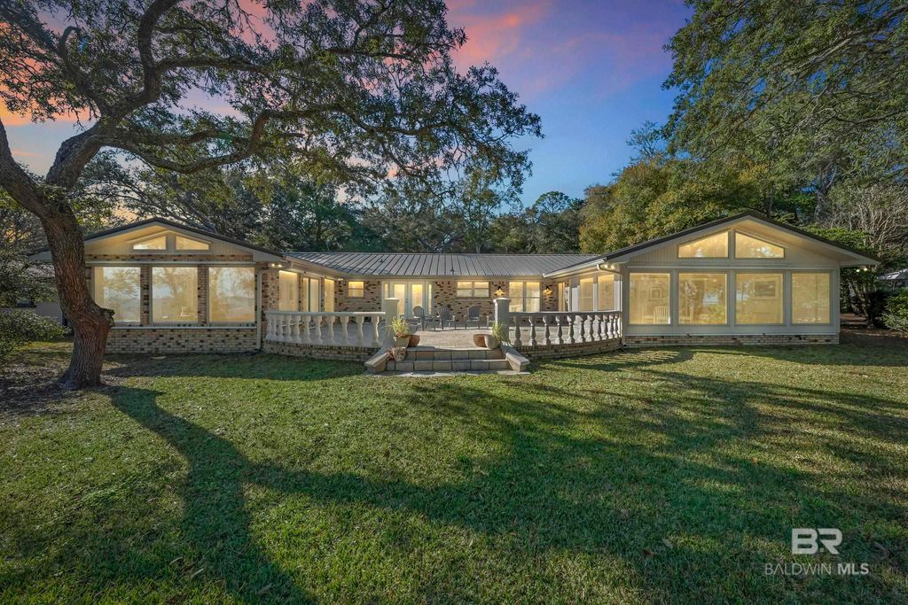 9488 Bay View Drive, Lillian, AL 36549