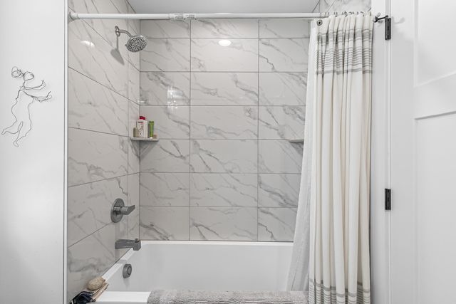 583 Coffee Lane, Ashland, OR 97520