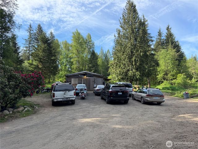 15607 NE Kelly Road, Duvall, WA 98019