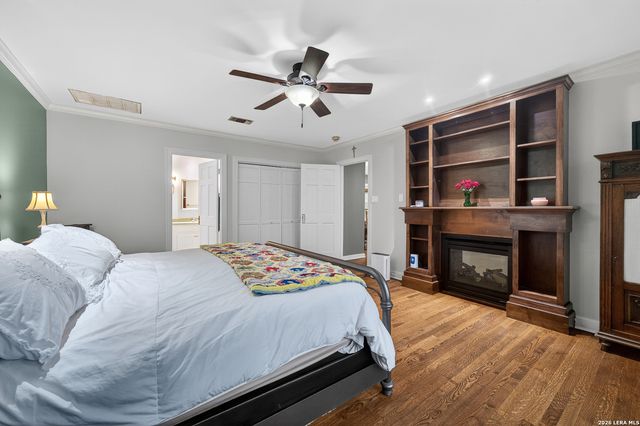 135 Corona Ave, Alamo Heights, TX 78209