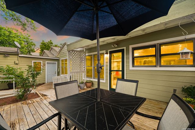 135 Corona Ave, Alamo Heights, TX 78209
