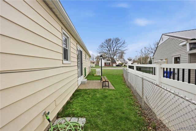 2820 Bell Drive, Hamburg, NY 14075